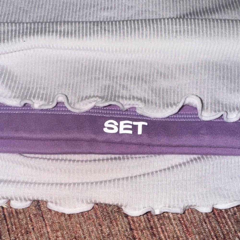 Set Active Double Layer Scallop Sports Bra - Picture 3 of 7